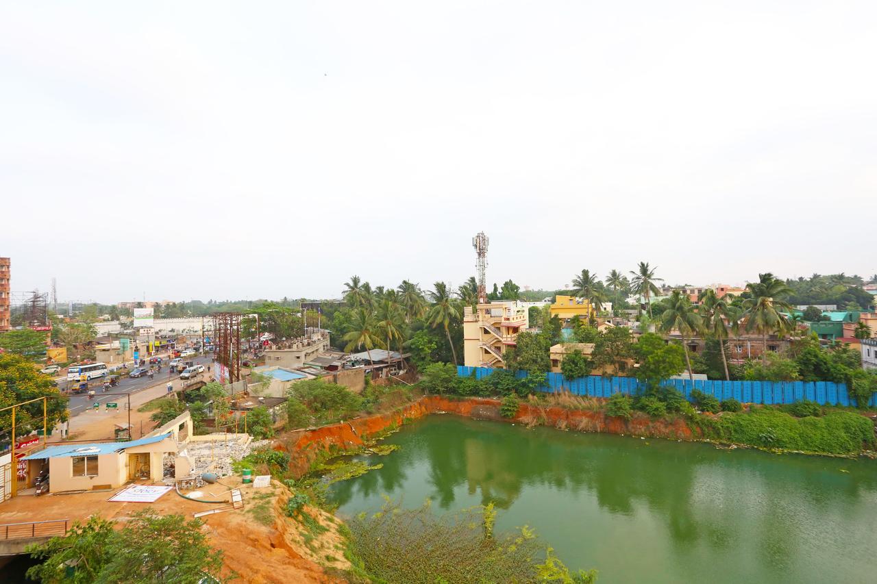 Готель Oyo 4526 Jaydev Vihar Бхубанешвар Екстер'єр фото